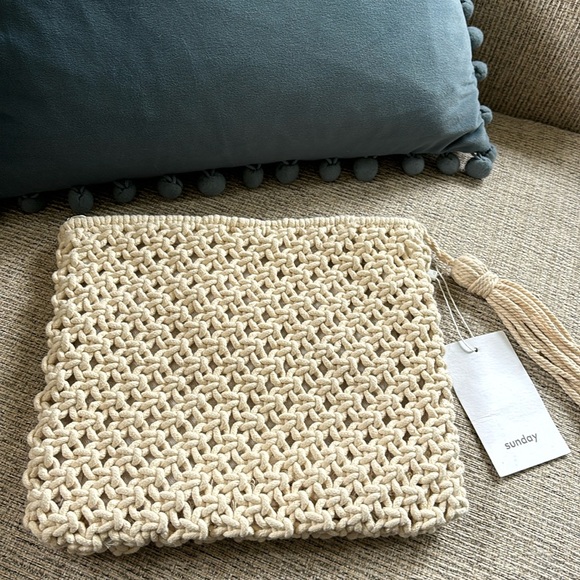 Sunday Boho macrame crocheted clutch NWT - Picture 2 of 5